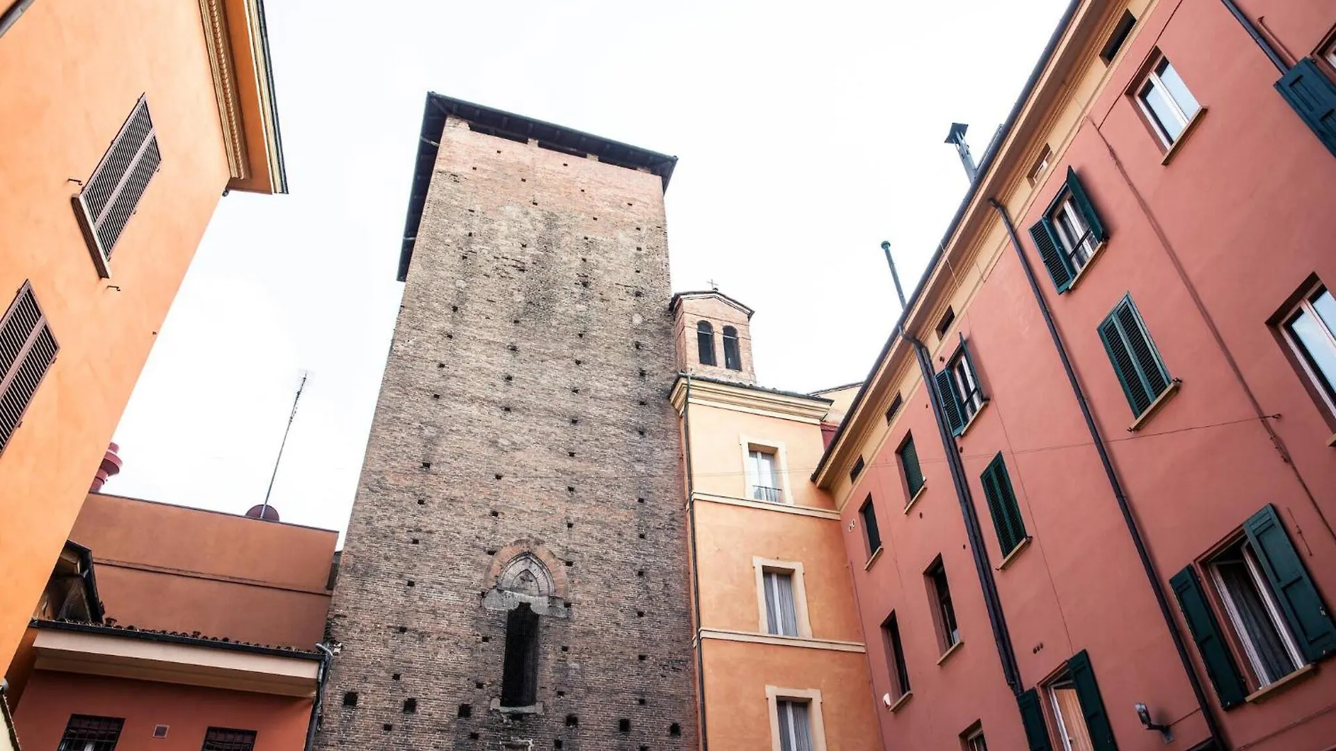 Tesoro De Galluzzi Bologna 0*,  Italia